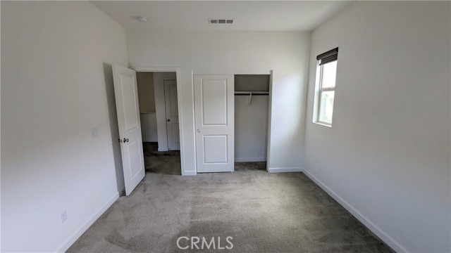 15807 Moonflower Avenue, Chino CA: https://media.crmls.org/medias/e4e71159-47b2-44f1-ba9e-650c0bf9620a.jpg