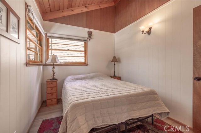 941 Anita Avenue, Big Bear City CA: https://media.crmls.org/medias/e4e71f07-88bf-4584-8dd0-5d91852deb5c.jpg