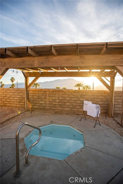 Detail Gallery Image 19 of 28 For 9093 Puesta Del Sol, Desert Hot Springs,  CA 92240 - 3 Beds | 2 Baths