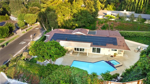 16509 Adlon Road photo 2