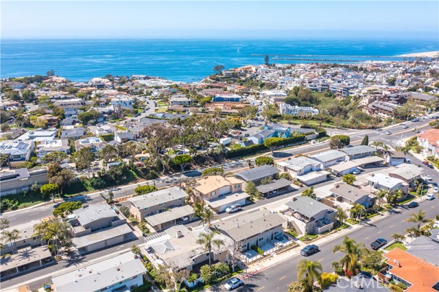 Detail Gallery Image 31 of 34 For 444 Seaward, Corona Del Mar,  CA 92625 - 2 Beds | 1/1 Baths