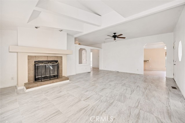 Detail Gallery Image 3 of 35 For 43870 Wilson Valley, Hemet,  CA 92544 - 3 Beds | 2 Baths