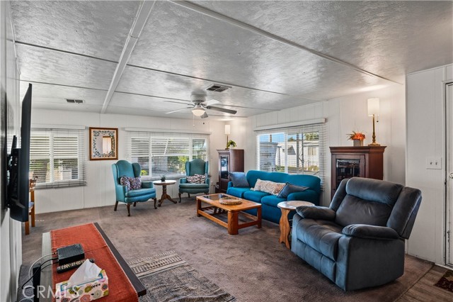 Detail Gallery Image 6 of 46 For 322 N. Lyon Ave #67,  Hemet,  CA 92543 - 2 Beds | 2 Baths