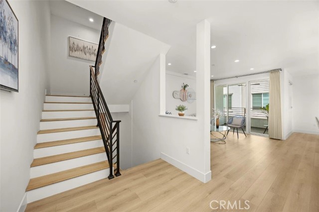 Detail Gallery Image 6 of 33 For 137 Saint Francis St a,  San Gabriel,  CA 91776 - 2 Beds | 2/1 Baths