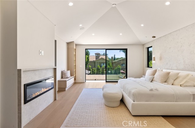 Detail Gallery Image 33 of 75 For 14738 Otsego St, Sherman Oaks,  CA 91403 - 5 Beds | 5/1 Baths