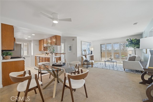 Detail Gallery Image 4 of 36 For 25224 Birch Grove Ln #3,  Lake Forest,  CA 92630 - 2 Beds | 2 Baths