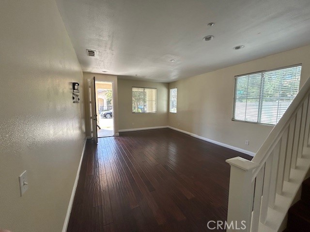 Detail Gallery Image 7 of 42 For 1911 Cefalu Ct, Riverside,  CA 92507 - 5 Beds | 2/1 Baths