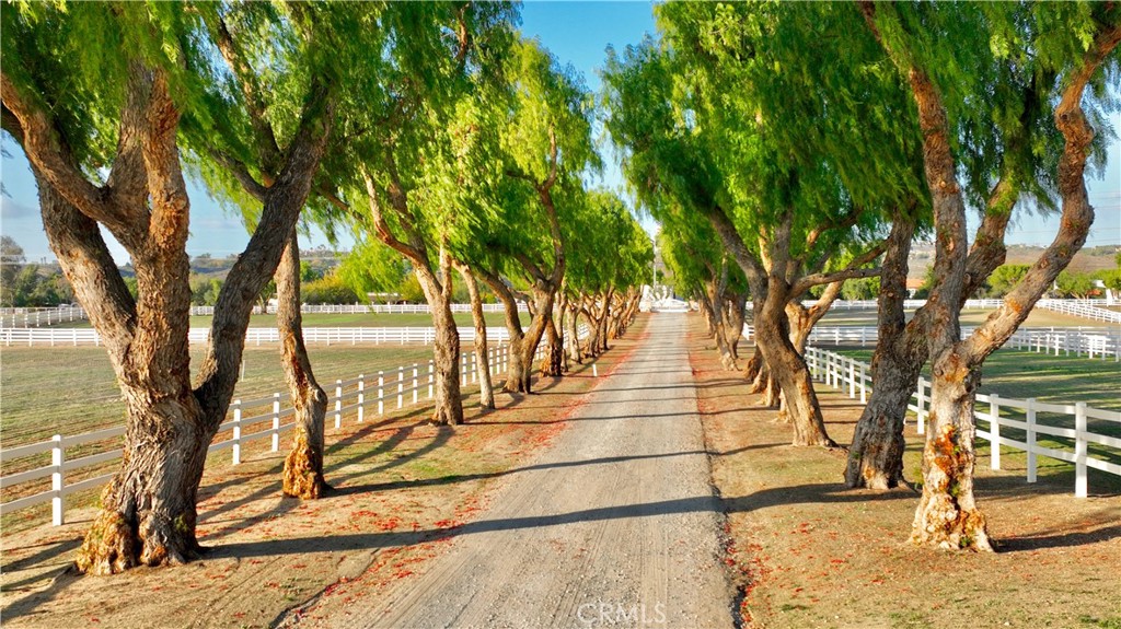 35325 De Portola Road, Temecula, CA 92592