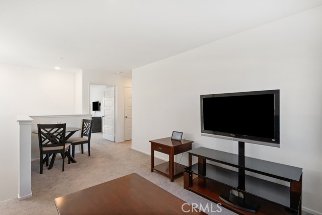 32985 Middlegate Place, Lake Elsinore CA: https://media.crmls.org/medias/e4edbbf1-fef3-4259-adc3-dafcd48b1aa9.jpg