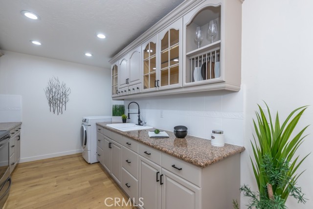 Detail Gallery Image 6 of 36 For 212 S Kraemer Bld #411,  Placentia,  CA 92870 - 3 Beds | 2 Baths