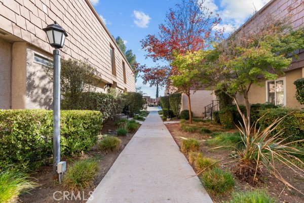 Detail Gallery Image 2 of 46 For 4108 Yankee Dr, Agoura Hills,  CA 91301 - 3 Beds | 1/1 Baths