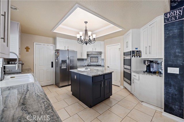 Detail Gallery Image 11 of 50 For 44235 Westridge, Lancaster,  CA 93536 - 5 Beds | 3 Baths