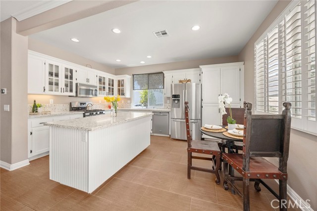 27509 Colt Drive, Corona CA: https://media.crmls.org/medias/e4eefa84-4659-40c8-b94e-06b42474e94c.jpg