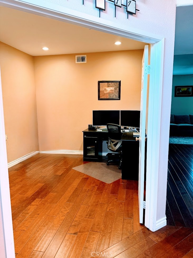 MLS #IG25276583 image #2