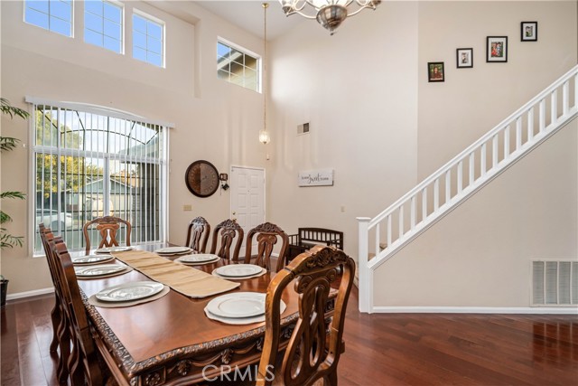 Detail Gallery Image 4 of 40 For 3039 Holline Ct, Lancaster,  CA 93535 - 4 Beds | 2/1 Baths