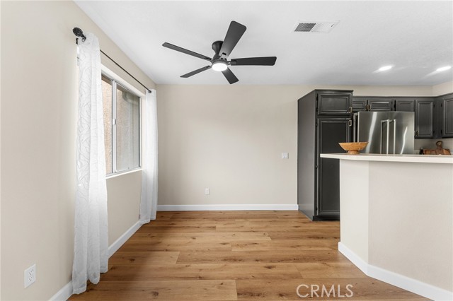 Detail Gallery Image 5 of 35 For 2588 Avenida Del Vista #J202,  Corona,  CA 92882 - 1 Beds | 1 Baths