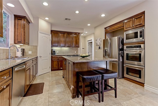 2002 Plant Avenue, Redondo Beach, California 90278, 5 Bedrooms Bedrooms, ,2 BathroomsBathrooms,Residential,Sold,Plant,SB17041609