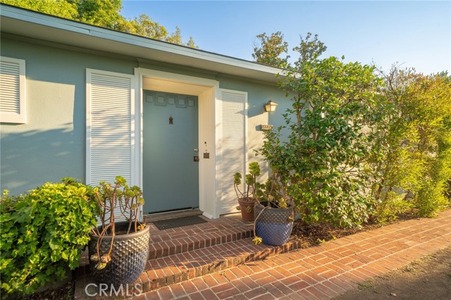 644 W 10th Street, Claremont CA: https://media.crmls.org/medias/e4f1f0ba-0dcc-4e14-a2ef-df1bd31659c1.jpg