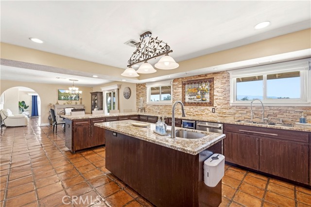 Image 20 of 75 For 74565 22nd Avenue