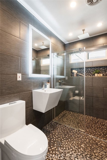 Detail Gallery Image 15 of 31 For 511 S Loretta Dr, Orange,  CA 92869 - 3 Beds | 1 Baths