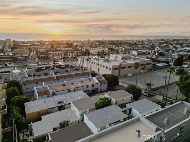 916 1st Street, Hermosa Beach, California 90254, ,Residential Income,Sold,1st,SR24042910