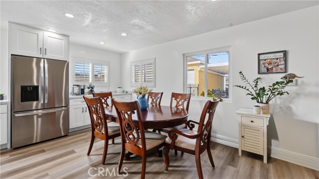 Detail Gallery Image 10 of 34 For 1107 W 210th St, Torrance,  CA 90502 - 4 Beds | 2 Baths
