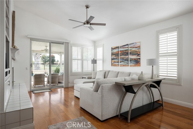 Detail Gallery Image 4 of 44 For 29403 Hidden Lake, Menifee,  CA 92584 - 3 Beds | 2 Baths