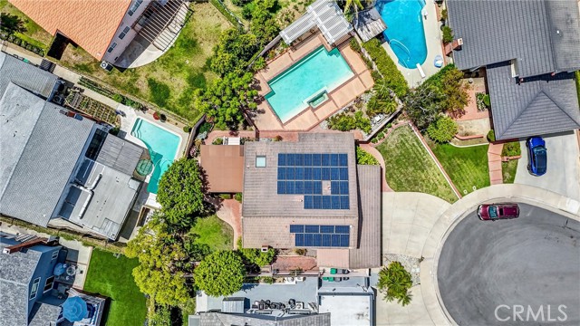 1329 Holly Leaf Way, Diamond Bar CA: https://media.crmls.org/medias/e4f700bb-9ee0-43ee-ac14-72d93325fed4.jpg