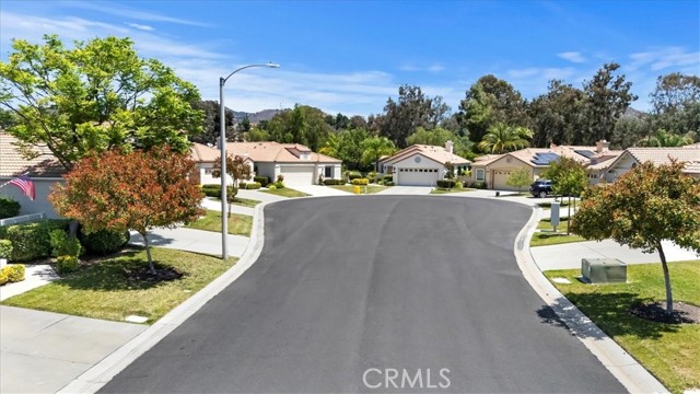 39973 Corte Lorca, Murrieta CA: https://media.crmls.org/medias/e4f86233-4f8d-40b0-9512-2f03c3828450.jpg