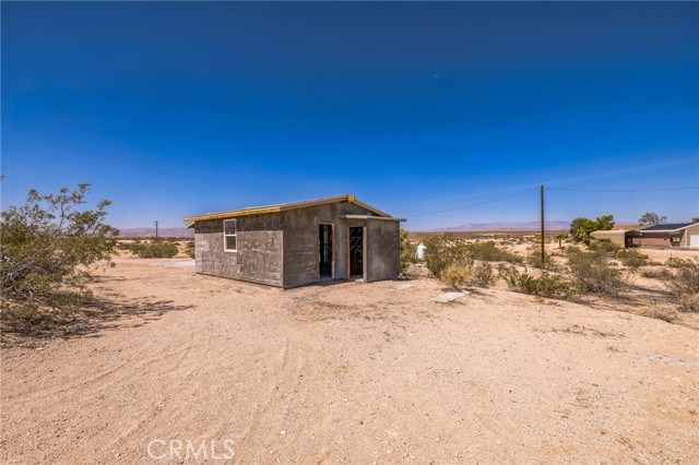 64515 Del Oro Road, Joshua Tree CA: https://media.crmls.org/medias/e4f94453-2868-4b79-b7d5-6b83c98f95f4.jpg