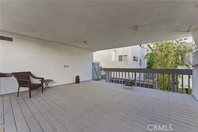 Detail Gallery Image 24 of 26 For 331 Manhattan, Hermosa Beach,  CA 90254 - 3 Beds | 3 Baths