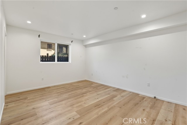 Detail Gallery Image 15 of 26 For 121 S Coronado St, Los Angeles,  CA 90057 - 3 Beds | 2 Baths