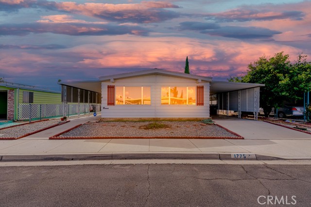 Detail Gallery Image 1 of 36 For 1775 San Marcos Dr, Hemet,  CA 92545 - 2 Beds | 2 Baths