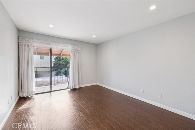 876 SAN PABLO Way, Duarte CA: https://media.crmls.org/medias/e4fc0c44-26ab-4eca-834c-f72ad3273716.jpg