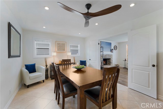 19622 Crestknoll Drive, Yorba Linda CA: https://media.crmls.org/medias/e4fc796c-c7ba-4891-bf50-de4981af3661.jpg