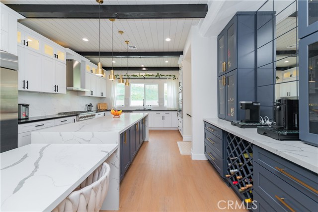Detail Gallery Image 19 of 61 For 451 Avenida Esplendor, Walnut,  CA 91789 - 6 Beds | 6/1 Baths