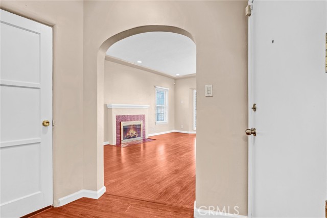 Detail Gallery Image 6 of 32 For 9807 S Denker, Los Angeles,  CA 90047 - 3 Beds | 2 Baths