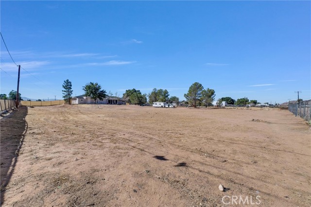 Detail Gallery Image 36 of 49 For 21450 Zuni Rd, Apple Valley,  CA 92307 - 4 Beds | 2 Baths