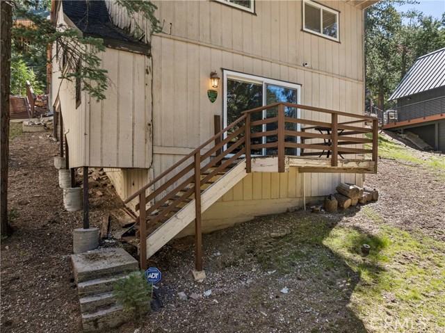 Detail Gallery Image 39 of 47 For 460 Pioneer Rd, Lake Arrowhead,  CA 92352 - 3 Beds | 1/2 Baths