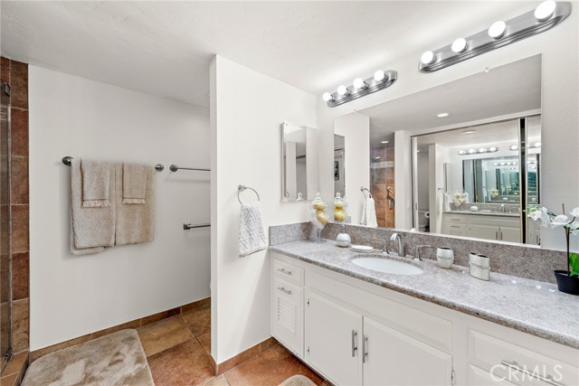 Detail Gallery Image 15 of 36 For 3301 via Carrizo a,  Laguna Woods,  CA 92637 - 2 Beds | 2 Baths