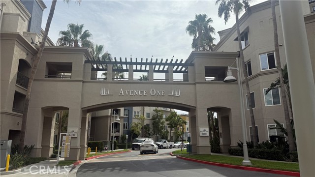2380 Scholarship, Irvine CA: https://media.crmls.org/medias/e4fd0d61-ac27-41ca-aa31-0c92e5df156d.jpg