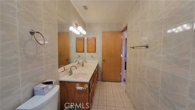 Detail Gallery Image 19 of 57 For 8756 Oakwood Ave, Hesperia,  CA 92345 - 7 Beds | 6 Baths