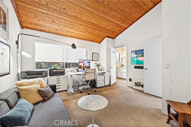 1111 Beryl Street, Redondo Beach, California 90277, 2 Bedrooms Bedrooms, ,2 BathroomsBathrooms,Residential,Sold,Beryl,SB21237920