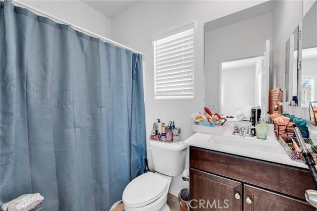 16252 Gibson Street, Victorville CA: https://media.crmls.org/medias/e500e704-6231-422d-b72c-4ee21d9f4203.jpg