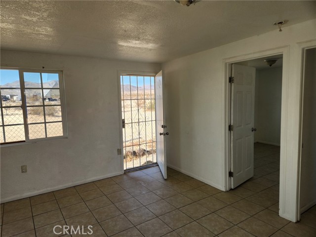 Detail Gallery Image 27 of 41 For 6328 Cactus Jack Ave, Twentynine Palms,  CA 92277 - 2 Beds | 1 Baths