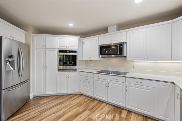 Detail Gallery Image 17 of 74 For 705 Beaverbrook, Glendora,  CA 91740 - 4 Beds | 2 Baths