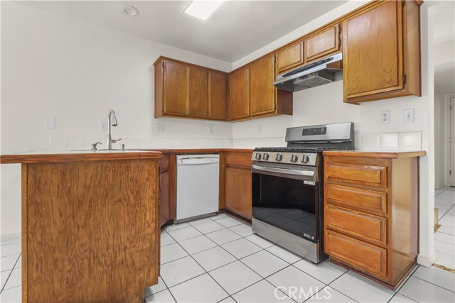 Detail Gallery Image 5 of 17 For 3605 Meadowlark, El Monte,  CA 91732 - 3 Beds | 3 Baths