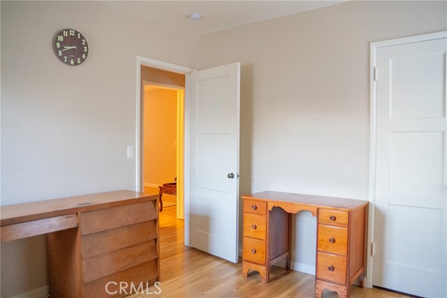 400 N Lee Avenue, Fullerton CA: https://media.crmls.org/medias/e503cc0d-9508-4fa5-a86d-0e9b99c17557.jpg