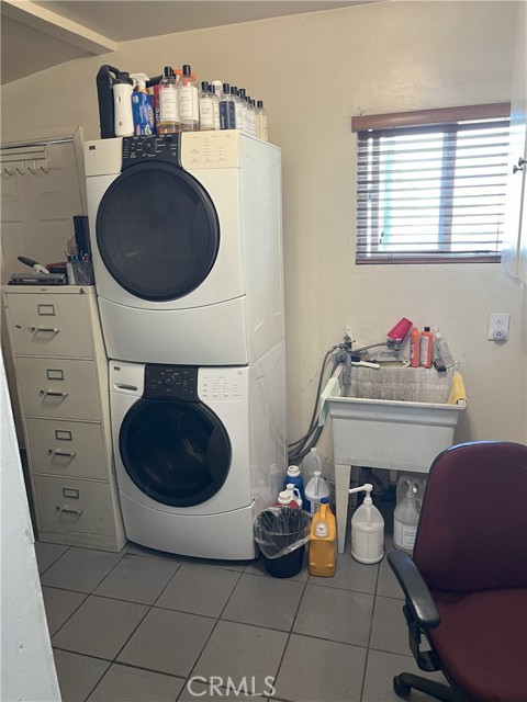 206 W 127th Street, Los Angeles CA: https://media.crmls.org/medias/e503e970-7011-4c2a-8a3a-1a6bb1956232.jpg