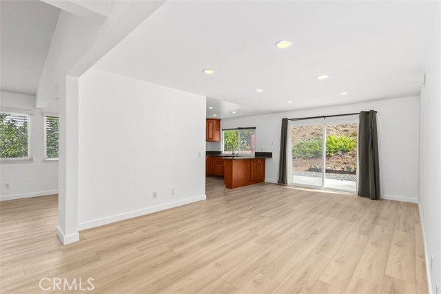 1837 E Lainie Street, West Covina CA: https://media.crmls.org/medias/e5041ee1-25e4-4c69-ae77-a9b06a3fe3ef.jpg